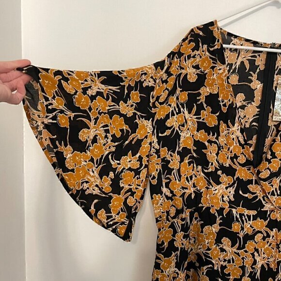 NEW NWT BOOHOO Plus Size Floral Wrap Skater Dress Black Brown Surplice Boho Knee - Picture 9 of 15